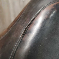 17" MW *5.25" County Saddlery Dressage, Front Pencil Block, Wool Flocked, Flaps: 16"L x 11"W Serial #: 86030815 No 3 Fit