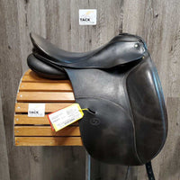17.5 Adj *set M/W Schleese Ostergaard Dressage Saddle, Brown Vinyl Cover, Xlg Front Changeable Blocks, Wool Flocked, Rear Gusset Panels, Flaps: 17"L x 12" W Serial #: 2658 GOH0900