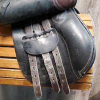 17" Med 5" Berney Bros Close Contact, 2 Billet Guards, 0 Blocks, Rear Gusset Panel, Synthetic flocking, Flaps: 14"L x 13"W Serial #: N/A