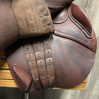 17.5 MW *5.25 CWD SE01 Close Contact, CWD 56" Stirrup Leathers, Sprenger Bow Flex Stirrup Irons, 2 Billet Guards, Red Fleece lined CWD Cover, Med Front & Back Blocks, Foam Panels, Flaps: 15" L x 14" W Serial #: SE01 17.5 TC 4L PA 705 205 305 RT 15 417778