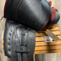 18" M/W Wither *W/XW *5.5 Zaldi Altras Equitation Saddle, Navy Cotton Zaldi Cover, 2x Billet Guards, Full Suede, Wool Flocking, Rear Gusset Panels, Long Front Blocks, Flaps: 16.5"l x 11.5"w Serial #: 180393