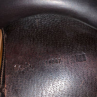 16.5 MW *5.25" Equipe Extreme Close Contact, 2 Billet Guards, Burg Fleece Redwood Tack Cover, Sm Front & Med Back Blocks, Foam Panels, Calfskin, Flaps: 13.5"l x 13.5"w Serial #: 16 5 N 1691047