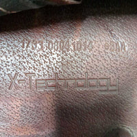 17.5 33cm M *4.5" Prestige X-Meredith Close Contact, 2 Billet Guards, Navy Prestige Cover, Pr 48" Prestige Stirrup Leathers, Med Front & Large Back Blocks, Synthetic Wool Panels, Calfskin, Flaps: 13"W x 13"L Serial #: 17 33 0804 1014 s5AA