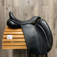 17.5 W *5.5" Hulsebos Zadels WB4 Dressage Saddle, Xlg Front Block, Wool Flocking, Lg Rear Gusset Panel, Shoulder Relief Panels, Flaps: 17.5"L x 12"W Serial #: 17.5 W 29 03 410 WB4