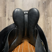 17.5 W *5.5" Hulsebos Zadels WB4 Dressage Saddle, Xlg Front Block, Wool Flocking, Lg Rear Gusset Panel, Shoulder Relief Panels, Flaps: 17.5"L x 12"W Serial #: 17.5 W 29 03 410 WB4