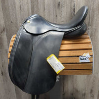 17.5 M *MW - 5.25" Exselle Dressage Saddle, Black Fleece Exselle Cover, Wool Flocking, Long Pencil Block, Rear Gusset Panels, Flaps: 17.75"L x 12"W Serial #: AF 063 1578
