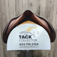 18 MW *5.25" Childeric M Close Contact, 2 Billet Guards, Grey/Orange Childeric Cover, Med Front & Back Blocks, Foam Panels, Flaps: 13.5"L x 13.5"W Serial #: 3A -M-18 689-21