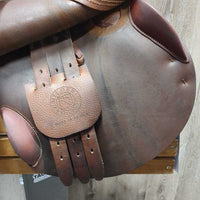 18 MW *5.25" Childeric M Close Contact, 2 Billet Guards, Grey/Orange Childeric Cover, Med Front & Back Blocks, Foam Panels, Flaps: 13.5"L x 13.5"W Serial #: 3A -M-18 689-21