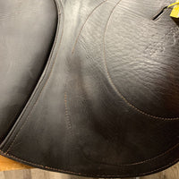 17.5 MW *5.25" Equipe Expression Close Contact, 2 Billet Guards, Blue Equipe Cotton Cover, upgraded calf leather, Felt Panels, Med Front & Back Blocks, Flaps: 13.5"L x 13"W Serial #: 17.5 N 3500099 JEXES +2 +1