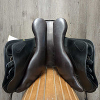 17" (7) 34 *MW 5.5" Erreplus Close Contact, 2 Billet Guards, Grey Erreplus Cover, 54" Erreplus Leathers, Med Front & Back Blocks, Wool Flocking, Flaps: 13.75"L x 13.5"W Serial #: 1811 486574 FM RO