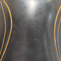 18 *31 cm *MW - 5.5"+ Zaldi San Jorge Plana Dressage Saddle, Black Cotton Cover, Lg Exterior Blocks, Wool & Foam panels, Rear Gusset Panels, Flaps: 15.5"L x 12"w Serial #: 18 31 131065