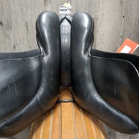 17" MW *5" Passier Corona Dressage Saddle, Pommel Strap, Grey/Brown Cover, Lg Front Block, Wool Flocking, Rear Gusset Panels, Flaps: 17"L x 12.5"W Serial #: 17049091