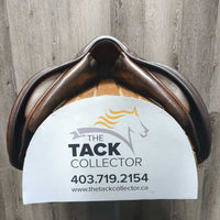 17" MN *4 Amerigo C Close Contact, 1 Billet Guard, Yellow Amerigo Cover, Wool/Felt Flocking, Large Front & Back Blocks. Flaps: 13.5"L x 13" W Serial #: 17 N 1533110 C