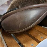 17.5" M *5" Exselle Evolution Dressage Saddle, Suede Seat & Knee Rolls, Lg - Long Exterior Front Blocks, Wool Flocking, Rear Gusset Panels, Flaps: 17"L x 13"W Serial # 0123 EX9 3 293 175