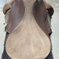 17.5" M *5" Exselle Evolution Dressage Saddle, Suede Seat & Knee Rolls, Lg - Long Exterior Front Blocks, Wool Flocking, Rear Gusset Panels, Flaps: 17"L x 13"W Serial # 0123 EX9 3 293 175