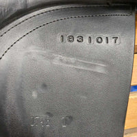 17.5 W *5.5" Sankey SD Custom Dressage Saddle, Black Sankey Cover, Wool Flocking, Large Front Blocks, Lg Rear Gusset Panels, Long Front Gusset Panels, Flaps: 17.5"L x 12.5"W Serial #: 1831017 17.5 T