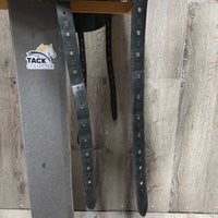 17.5 W *5.5" Sankey SD Custom Dressage Saddle, Black Sankey Cover, Wool Flocking, Large Front Blocks, Lg Rear Gusset Panels, Long Front Gusset Panels, Flaps: 17.5"L x 12.5"W Serial #: 1831017 17.5 T