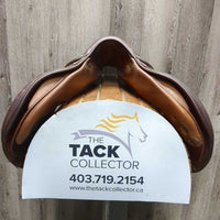 17.5 MW *5" Devoucoux Biarritz Close Contact, 2 Billet Guards, Green Devoucoux Cover, Med Front & Back Blocks, Foam Panels, Flaps: 13.5L x 13.25"W Serial #: 2561 10 ARCADE NORMAL EF 17.5 2A 3PC PX5 PX415 PX310