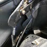 18.5 Adj *Black Gullet - Med In Wintec Isabell Dressage Saddle, Med Front Velcro Blocks, Blue Wintec Cover, CAIR Panels, Front & Rear Gusset Panels, Flaps: 17"L x 12"W Serial #: W1P 13 03 04 14-46DR