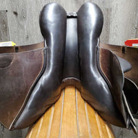 17.5" *MW 5.25" Albion Close Contact Saddle, 2 Billet Guards, Albion Red Fleece Cover, Wool Flocking, Front & Rear Gusset Panels, Med Back Blocks, Flaps: 13.5"L x 13"W Serial #: W 17 1/2 95760