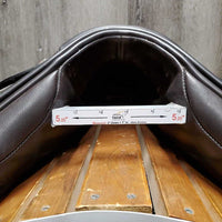 17.5" *MW 5.25" Albion Close Contact Saddle, 2 Billet Guards, Albion Red Fleece Cover, Wool Flocking, Front & Rear Gusset Panels, Med Back Blocks, Flaps: 13.5"L x 13"W Serial #: W 17 1/2 95760