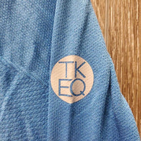 LS Slim Fitted Seamless Technique Shirt *vgc/xc, mnr stains