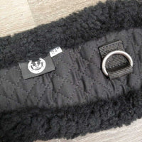 Cotton Quilt & Sheepskin Short Girth, 2x els, Center D Ring *gc/vgc, clean, discolored, stiff, hair