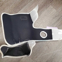 Closed Combo Skid Boot, velcro *gc, mnr stains, threads, dirt, hair, rubs, holey lining