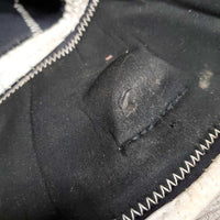 Closed Combo Skid Boot, velcro *gc, mnr stains, threads, dirt, hair, rubs, holey lining