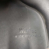 17" Adj *Red - Wide In, Wintec 500 A/P Saddle, 2x Front Velcro Blocks, 4x Billet Guards, COMPLETE Easy Gullet Change System, CAIR Panels, Front & Rear Gusset Panels, Flaps: 15.5"L x 13.5"W Serial #: W 17 07 0064-43 AP 17"