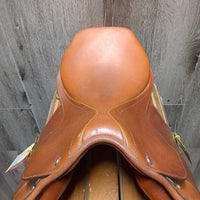 17" W *6" Courbette Close Contact Saddle, 2 Billet Guards, Purple Fleece Cover, Foam Panels, Med Front Pencil Rolls, Rear Gusset Panels, Flaps: 14"L x 13"W Serial #: 901975