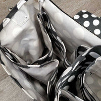 Hanging Grooming - Necessity Bag, Shoulder Strap, mesh bottom & sides *xc/vgc, mnr stains & dusty/dirty