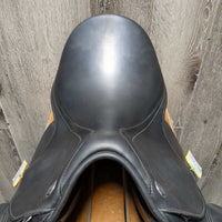 17" *XW 6" Prestige D1 Engelke Dressage Saddle, Navy Prestige Cotton Cover, Wool Flocking, Shoulder Relief Panels, Lg Front Blocks, Flaps: 16"L x 12"W, Serial #: 17M 3840611 LZ1