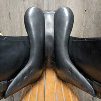 17" *XW 6" Prestige D1 Engelke Dressage Saddle, Navy Prestige Cotton Cover, Wool Flocking, Shoulder Relief Panels, Lg Front Blocks, Flaps: 16"L x 12"W, Serial #: 17M 3840611 LZ1