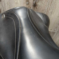 17" *XW 6" Prestige D1 Engelke Dressage Saddle, Navy Prestige Cotton Cover, Wool Flocking, Shoulder Relief Panels, Lg Front Blocks, Flaps: 16"L x 12"W, Serial #: 17M 3840611 LZ1