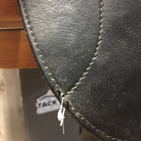 17" *MW 5.5" Sankey Jacinda Dressage Saddle, Black Sankey Nylon/Fleece Saddle Cover, Xlg Front Exterior Blocks, Front & Rear Gusset Panels, Wool Flocking, Flaps: 15.5"L x 12"W Serial # 100516 17T