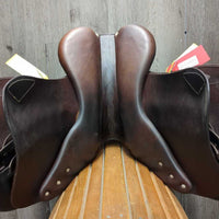 17.5" MW 5.25" Antares Contact - Close Contact Saddle, 2 Billet Guards, Panels: Wide, Rear Gussets, Foam & Shoulder Cut outs, Med Front & Back Blocks, Flaps: 14.75"L x 14.5"W Serial #: 17 1812 4AA 175 L A01 T1 M15 DTA 50