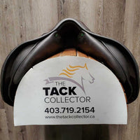 17.5" MW 5.5" Amerigo Close Contact, 2 Billet Guards, Yellow Amerigo Cover, Wool Flocking, Full Calfskin, Large Front & Med Back Blocks, Flaps: 13.5"L x 13"W Serial #: 17.5 N 14850412 JDJAP 2 M