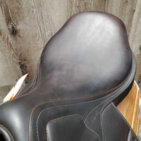 17.5" MW 5.5" Amerigo Close Contact, 2 Billet Guards, Yellow Amerigo Cover, Wool Flocking, Full Calfskin, Large Front & Med Back Blocks, Flaps: 13.5"L x 13"W Serial #: 17.5 N 14850412 JDJAP 2 M