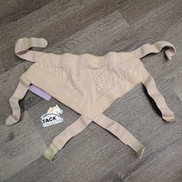 Shoulders Back *xc, clean, mnr puckered els