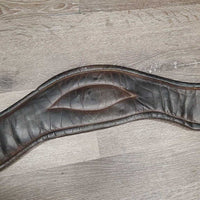 Wide Anatomical Shoulder Relief Girth, 3x D Rings, 2x els *gc, clean, rubs, hairy seams, v.deep creases, stains, marker