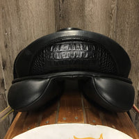 17" *MW/W 5.5" Sankey Jacinda Monoflap Dressage Saddle, Black Sankey Cover, Wool Flocking, XLg Exterior Blocks, Front & Rear Gusset Panels, Buffalo Leather, Flaps: 16.25"L x 11"W Serial #: 074416 17 M/W