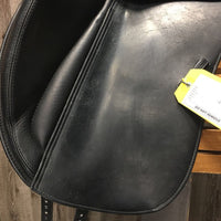 17" *MW/W 5.5" Sankey Jacinda Monoflap Dressage Saddle, Black Sankey Cover, Wool Flocking, XLg Exterior Blocks, Front & Rear Gusset Panels, Buffalo Leather, Flaps: 16.25"L x 11"W Serial #: 074416 17 M/W