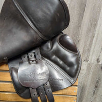 17" *W/XW *6" Sankey SJ Custom Close Contact, 2 Billet Guards, Black Hampton Classic Cover, Med Front & Large Back Blocks, Wool Flocking, Front & Rear Gusset Panels, sm Shoulder Cut Outs, Flaps: 11.25"L x 14.5"W Serial #: 1326161 17 T