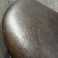 17" *W/XW *6" Sankey SJ Custom Close Contact, 2 Billet Guards, Black Hampton Classic Cover, Med Front & Large Back Blocks, Wool Flocking, Front & Rear Gusset Panels, sm Shoulder Cut Outs, Flaps: 11.25"L x 14.5"W Serial #: 1326161 17 T