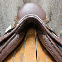 17.5 Adj *Green/Narrow Bates Hunter Jumper Close Contact Saddle, 2 Billet Guards, 2 Med Front Velcro Blocks, Bates T Bar Leathers, Blue CanPro Cover, CAIR Panels, Front & Rear Gusset Panels, Flaps: 14"l x 13.5"W Serial #:B1905102-44R 17.5"