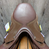 17.5 Adj *Green/Narrow Bates Hunter Jumper Close Contact Saddle, 2 Billet Guards, 2 Med Front Velcro Blocks, Bates T Bar Leathers, Blue CanPro Cover, CAIR Panels, Front & Rear Gusset Panels, Flaps: 14"l x 13.5"W Serial #:B1905102-44R 17.5"