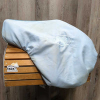 17.5 Adj *Green/Narrow Bates Hunter Jumper Close Contact Saddle, 2 Billet Guards, 2 Med Front Velcro Blocks, Bates T Bar Leathers, Blue CanPro Cover, CAIR Panels, Front & Rear Gusset Panels, Flaps: 14"l x 13.5"W Serial #:B1905102-44R 17.5"