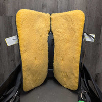 17" XW 6.5" Wintec Synthetic Western Saddle, Plastic Stirrups, Neoprene Cinch *no hobble straps Serial #: 221827