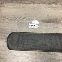 17" XW 6.5" Wintec Synthetic Western Saddle, Plastic Stirrups, Neoprene Cinch *no hobble straps Serial #: 221827